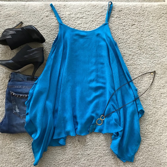 Blue Sleeveless Handkerchief Hem Tank - Picture 7 of 8